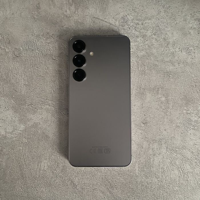 samsung S25 256гб обмен