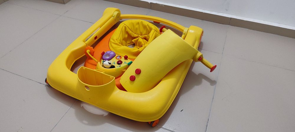 Ходунок Baby Walker (Chicco, Италия)