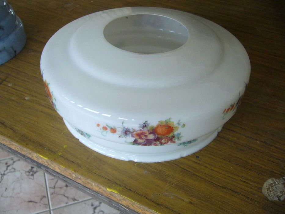 Старинни СТЪКЛЕНИ  Абажури