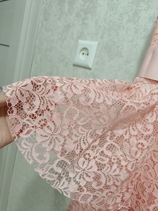 Вечернее женское платье