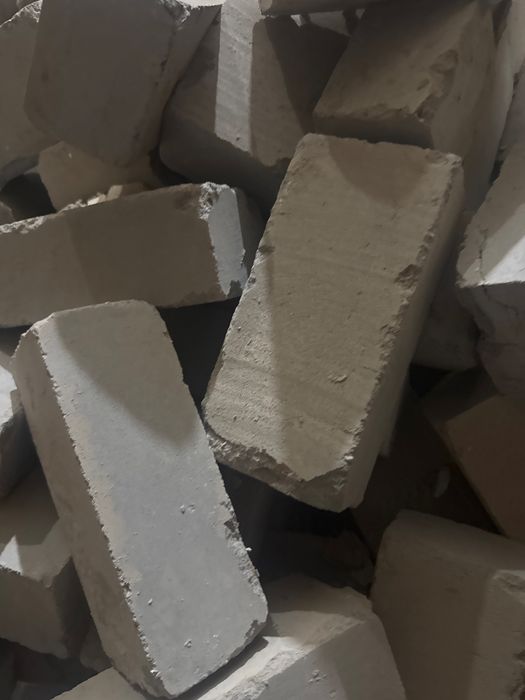 Отдам даром кирпичи