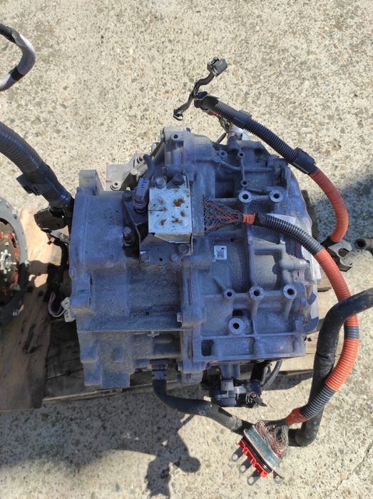 Cutie automata Toyota Auris Hibrid