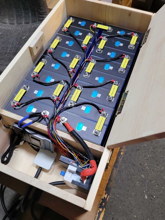 Нови 17kWh Соларни Батерии 330Ah Индивидуални Слънчеви LIFEPO4