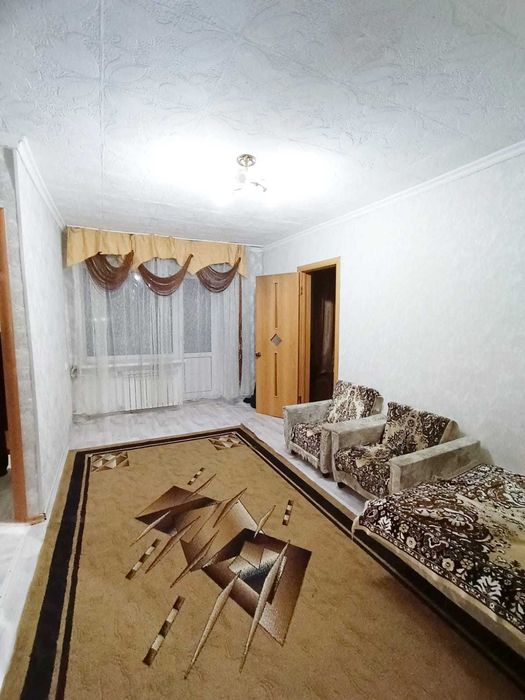 продам 2 х комантную квартиру в черемушках