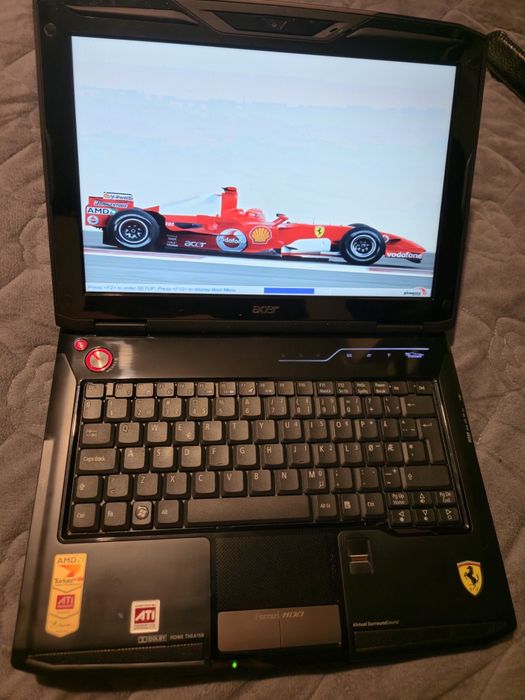 Acer Ferrari 1100 - DE COLECTIE!