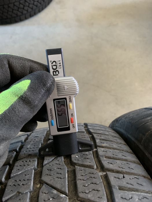 Set 4 anv m+s Continental 205/60/16