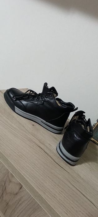 Ботинки зима42р новые