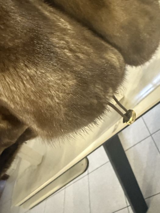 Продам норковую шубку