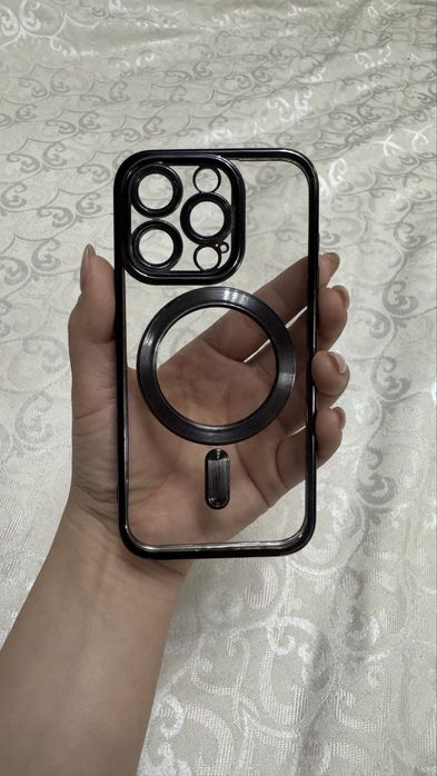 Чехолы на iphone 15 pro
