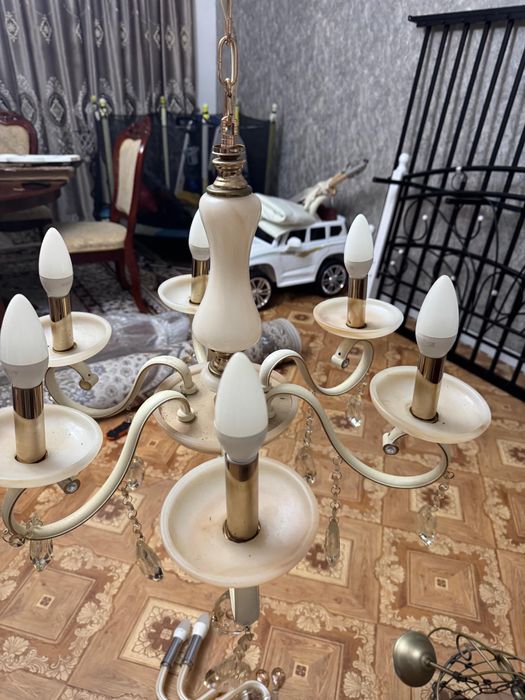 Продам очень красивые люстры