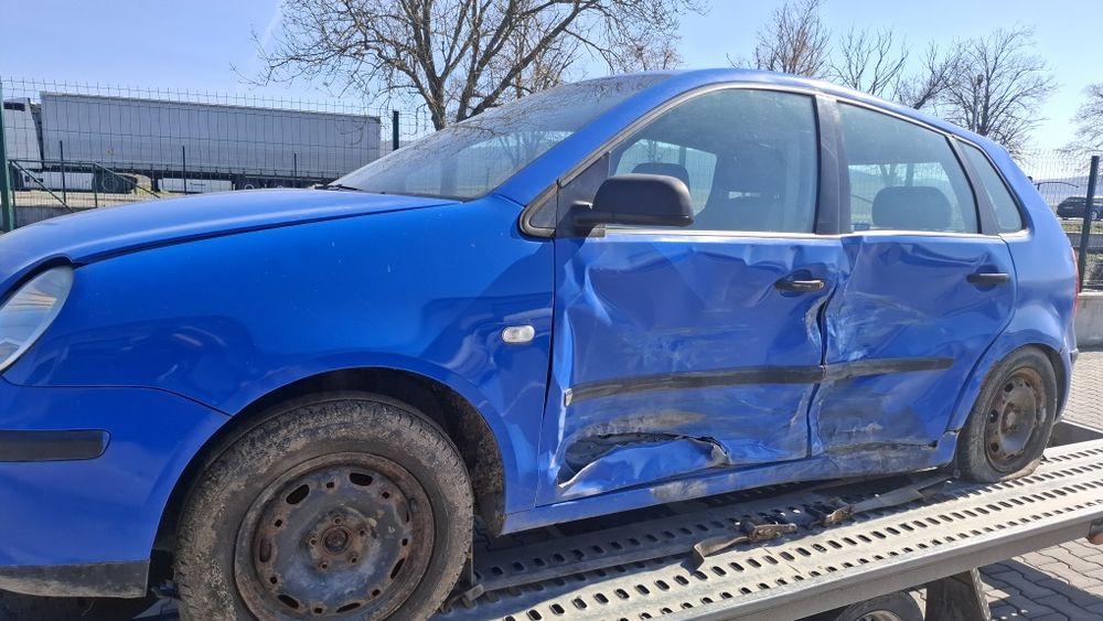 Vand capota,bara far Polo 9N