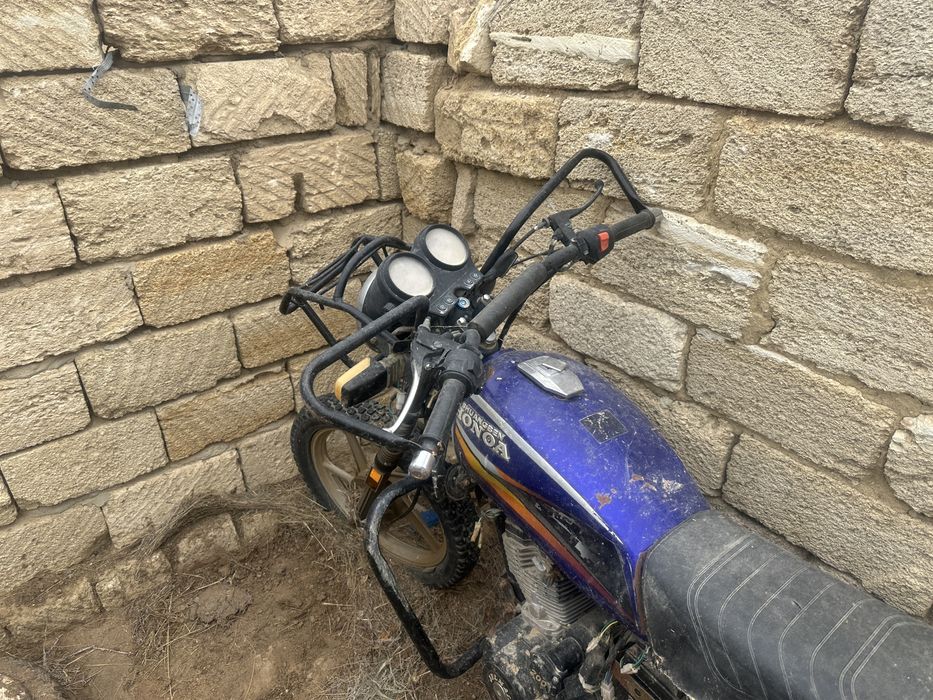 Honoa eng:jm m16 200cc