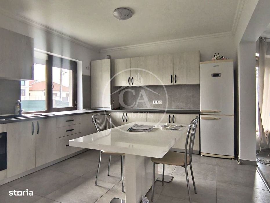Casa cu 4 camere de vanzare in Santandrei, Bihor