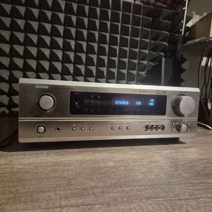 Усилвател / Ресивър Denon AVR-1404