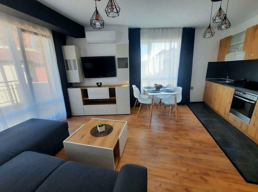 Дава се под наем Тристаен апартамент в Бургас, Сарафово - 88 кв.м за 714 € - Снимка #1