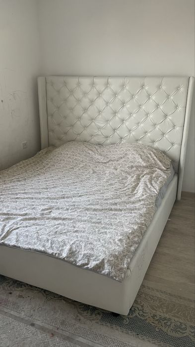 Продам кровать б/у