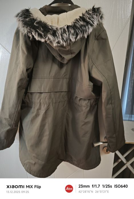 Дамско зимно яке 56 р.