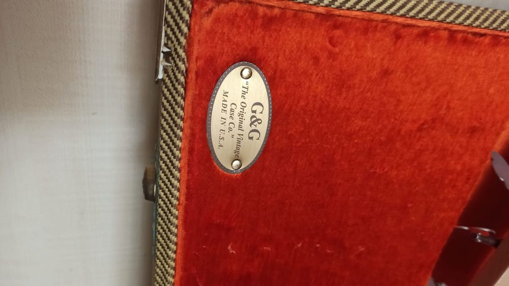 Бас-гитара Fender