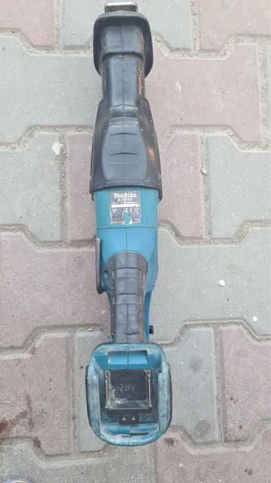 Fierastrau makita BJR181