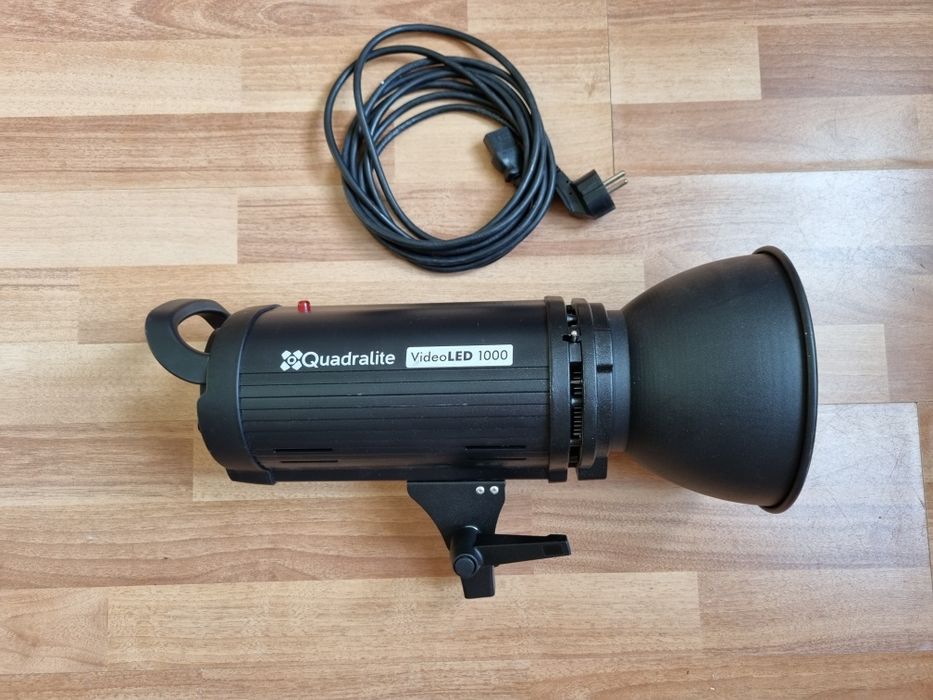 осветление Quadralite VideoLED 1000