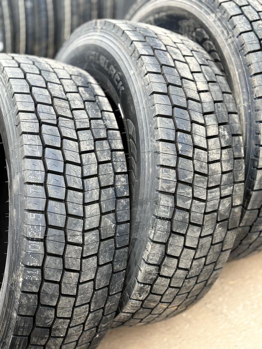 ROAYAL BLACK 315/70R22.5 20sloy
