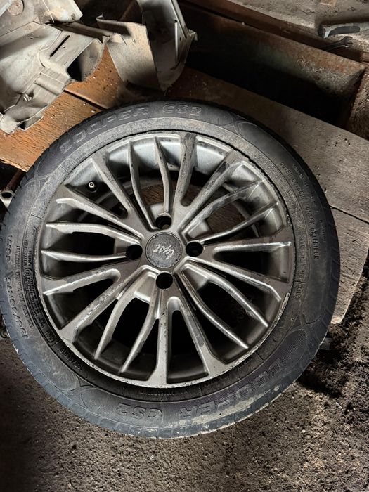 Продам резину с дисками R15