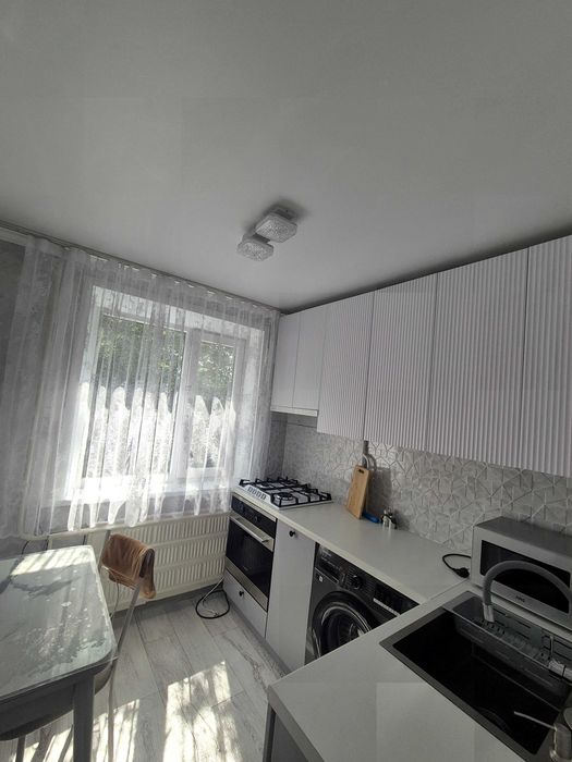 Продам 2 комнатную квартиру