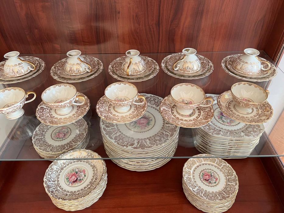 Сервиз столовый позолченный, китайский фарфор, Германия. Антиквар.