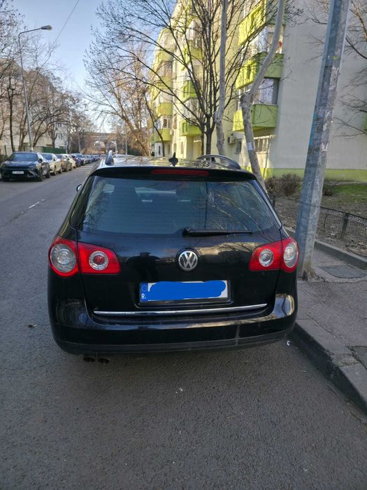 Vând Volkswagen Passat B6 2.0 TDI, an 2009