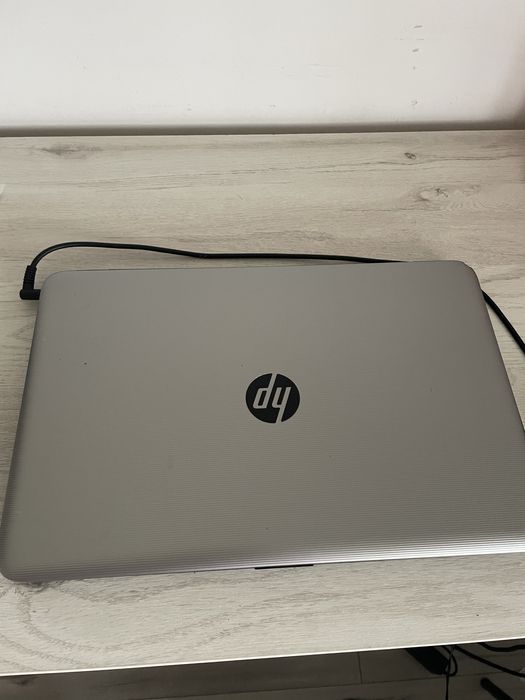 Vand Laptop HP i5