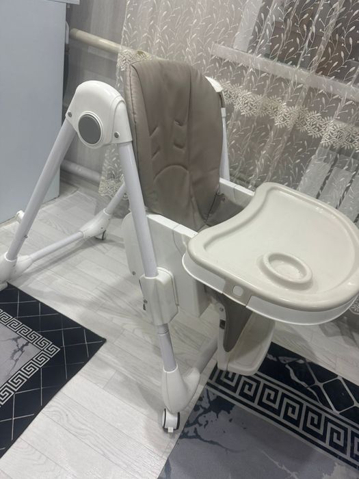 Продам стульчик для кормления