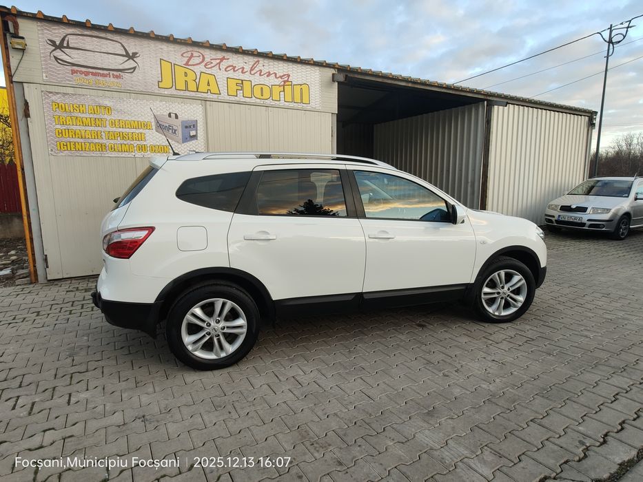 Nisan Qashqai 2+