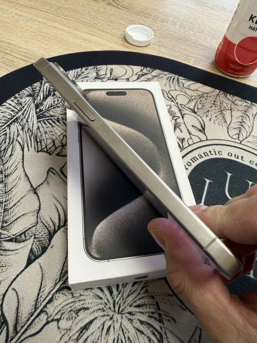 iPhone 15 Pro Max 256gb - перфектен, комплект