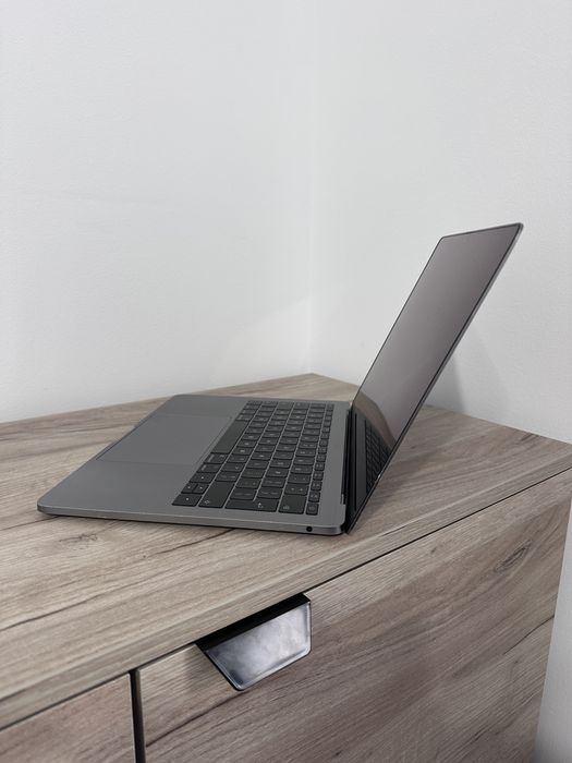 Macbook pro 2017 128GB