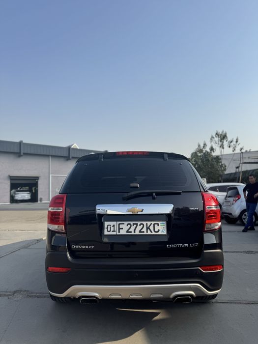 Captiva 3  черный кузов в отличном состоянии