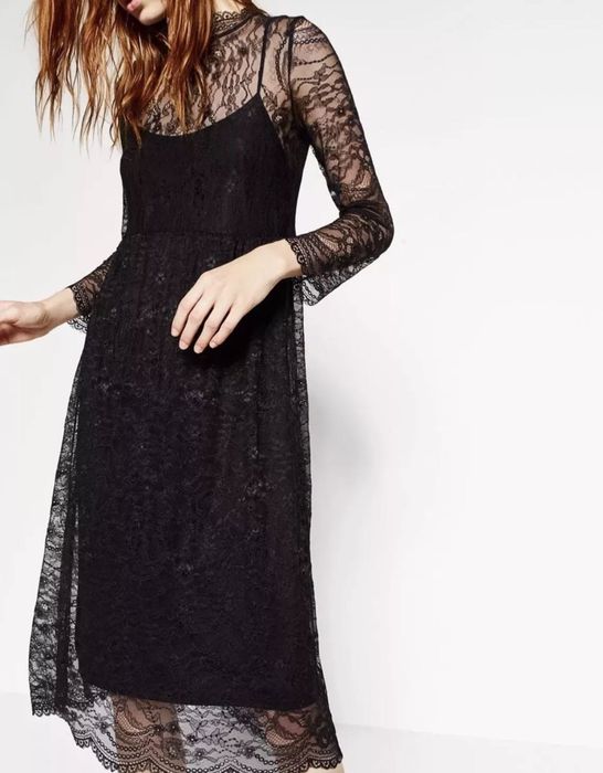 Zara дантелена рокля S