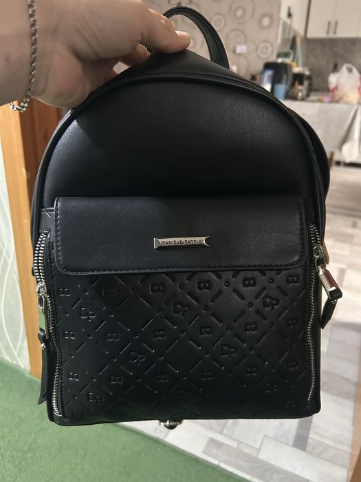 Продам женские сумочки