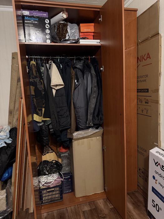 Продам Шкаф б/у 30 тыс