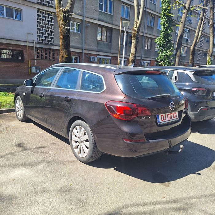 OPEL Astra 2012 — imagine 3