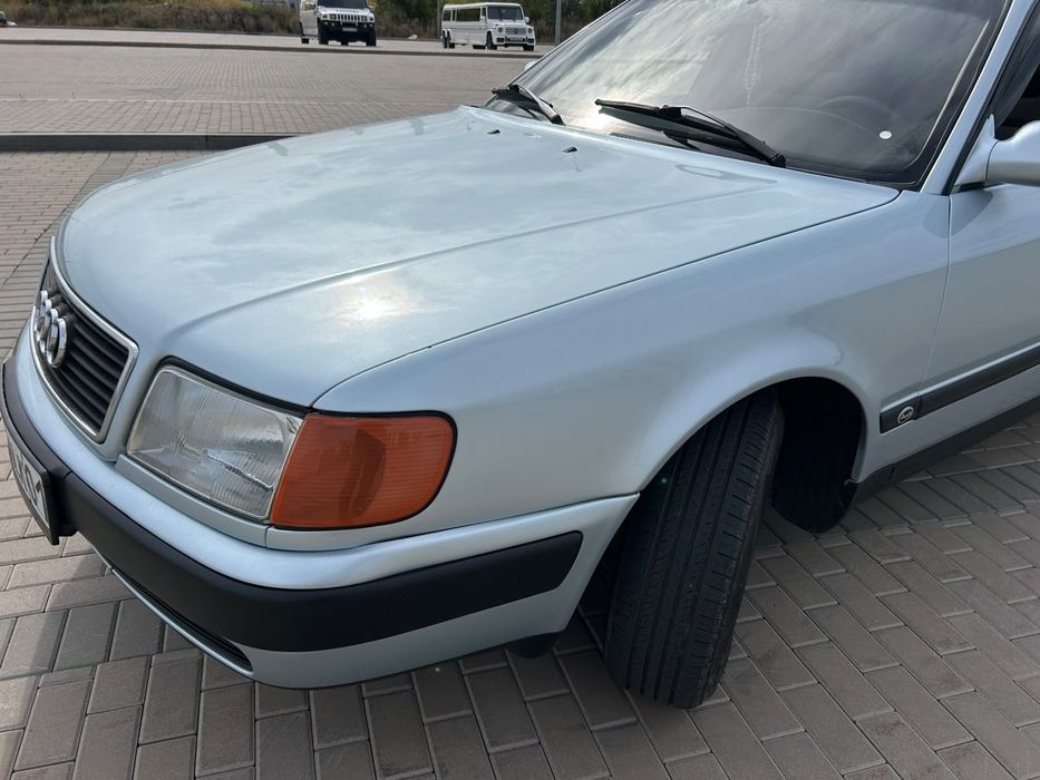 Продам Ауди 100 с4
