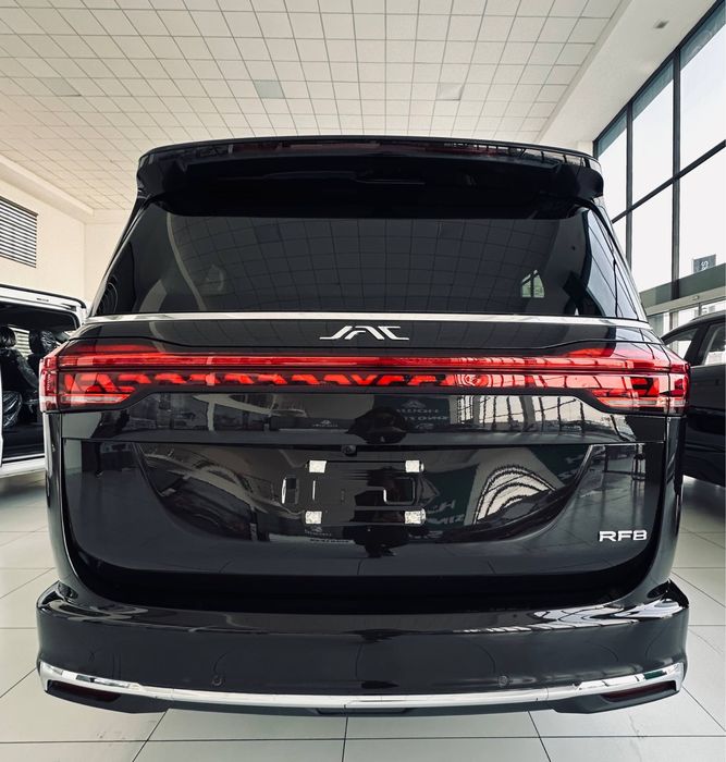 Jac Rf8 Miniven 7irinli benzin ikki litr turbo