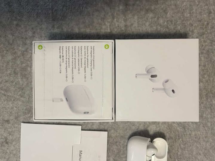 AirPods pro 2 noi nouțe