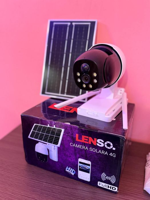 Cameră cu panou solar  cu cartelă SIM  CADOU 4 G NOUĂ