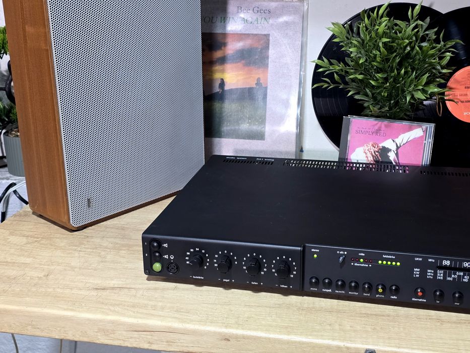 Receiver BRAUN studio system RA1 analog, hifi stereo ,amplituner ,boxe