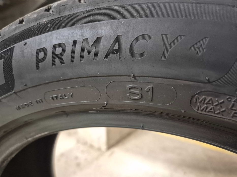 Michelin Primacy 4 - 205/55/17 DOT4120