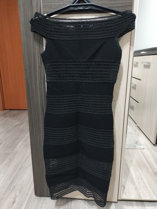 Платья нарядные, вечерние