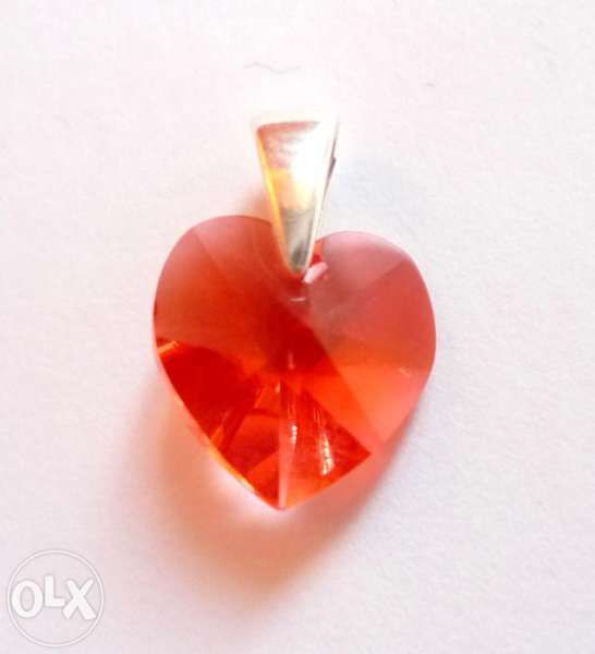 10мм Сваровски сърца - НОВИ със сребърен държач