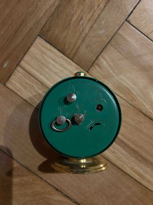 СССР настолен будилник SLAVA 11 JEWELS - антика, купен от Русия.