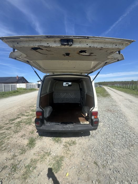 Pret FIX Volkswagen transporter t4 cititi descrierea va rog