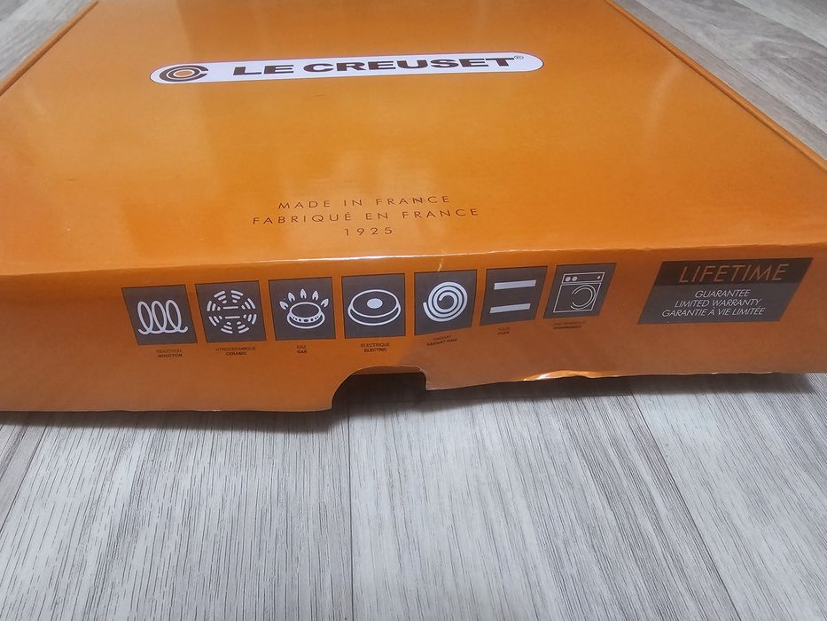 Le crueset чугунная сковородка